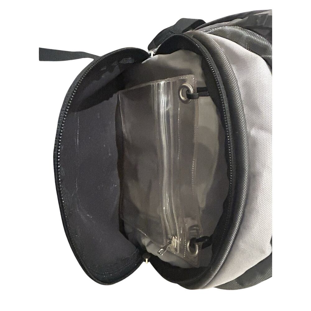 The North Face Day Hiking Diva Backpack - Picture 3 of 11